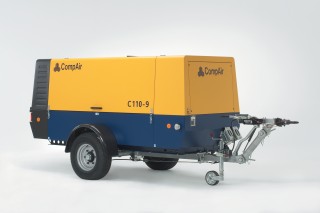 400 CFM Trailer Mounted Air Compressor - CompAir